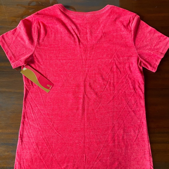 USC women’s T-shirt in red with gold graphics. - Picture 2 of 4